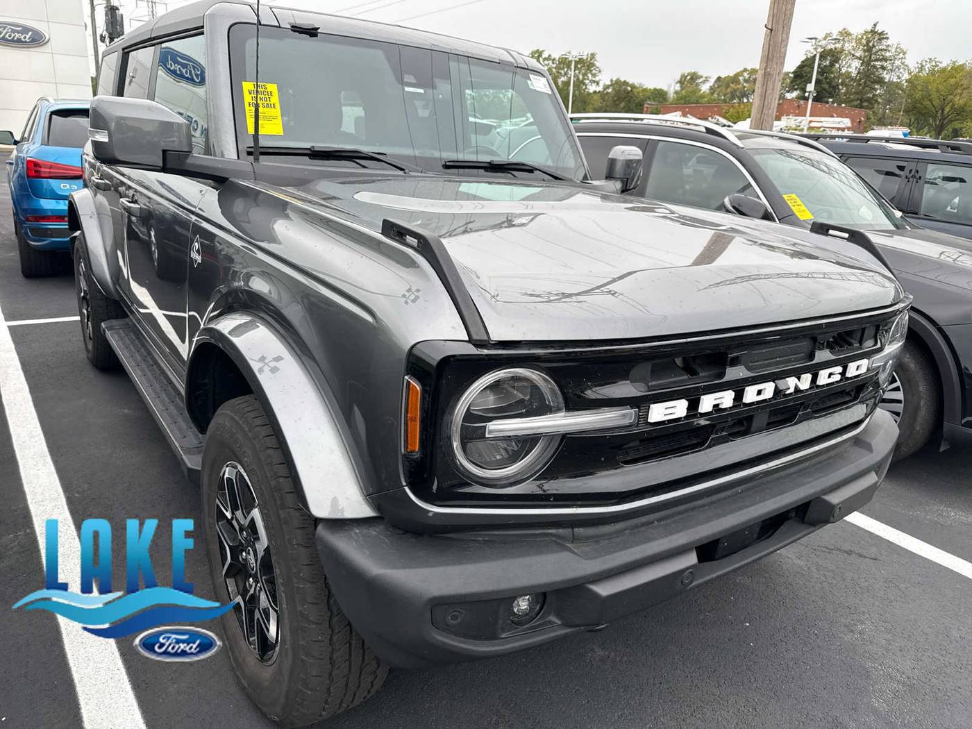2022 Ford Bronco Outer Banks — SUV — 41,338 mi — Milwaukee, WI