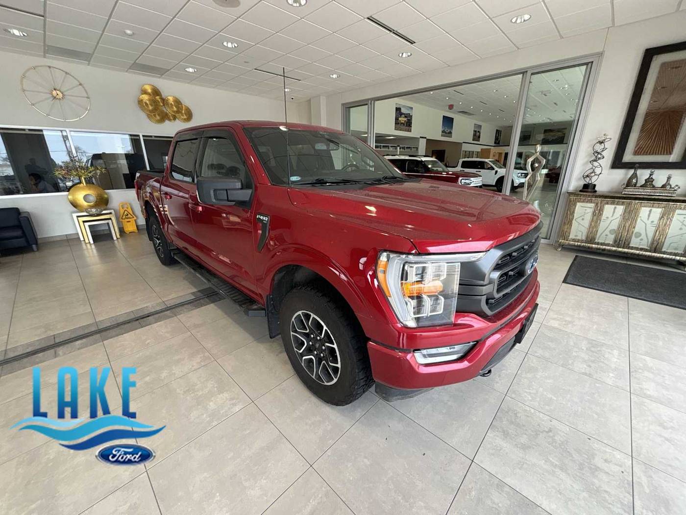 2022 Ford F-150 XLT — Pickup Truck — 49,983 mi — Milwaukee, WI