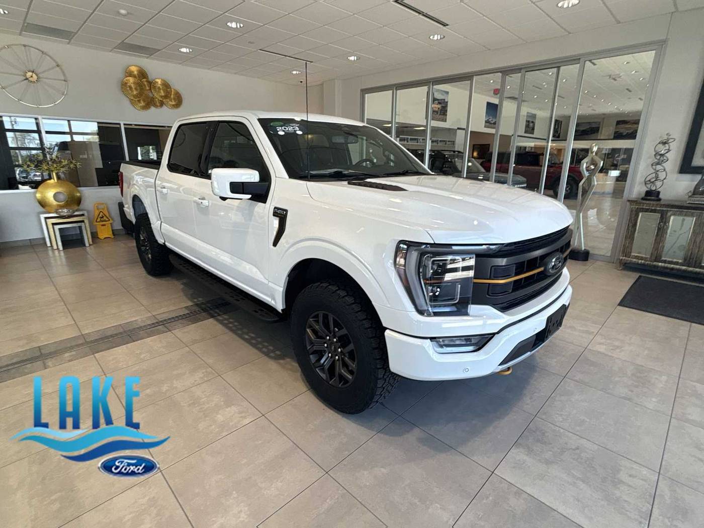 2023 Ford F-150 XL — Pickup Truck — 30,925 mi — Milwaukee, WI