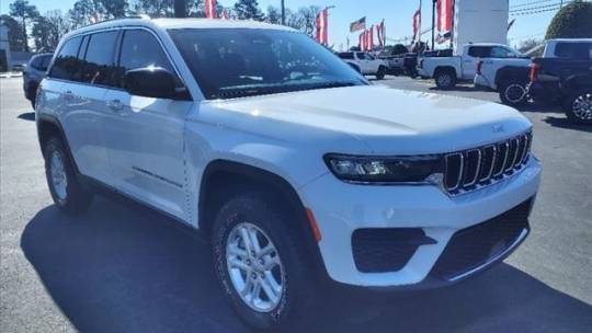 2023 Jeep Grand Cherokee Laredo — SUV — 12,382 mi — Greenville, NC