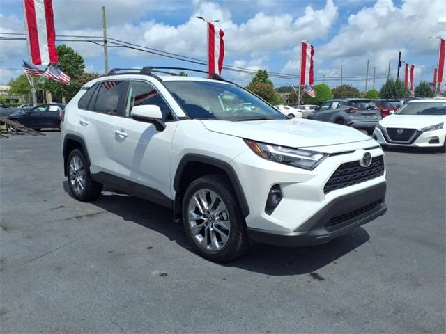 2025 Toyota RAV4 XLE Premium — SUV — 720 mi — Greenville, NC