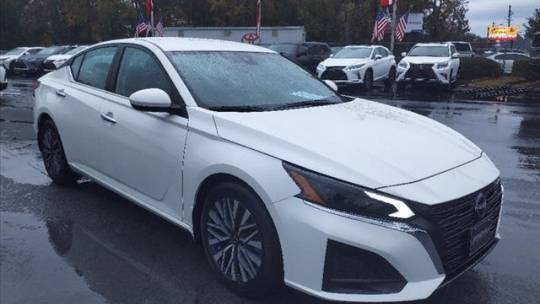 2023 Nissan Altima SV — Sedan — 23,156 mi — Greenville, NC