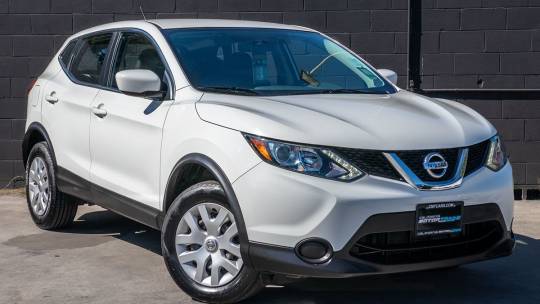 used 2017 nissan rogue sport s