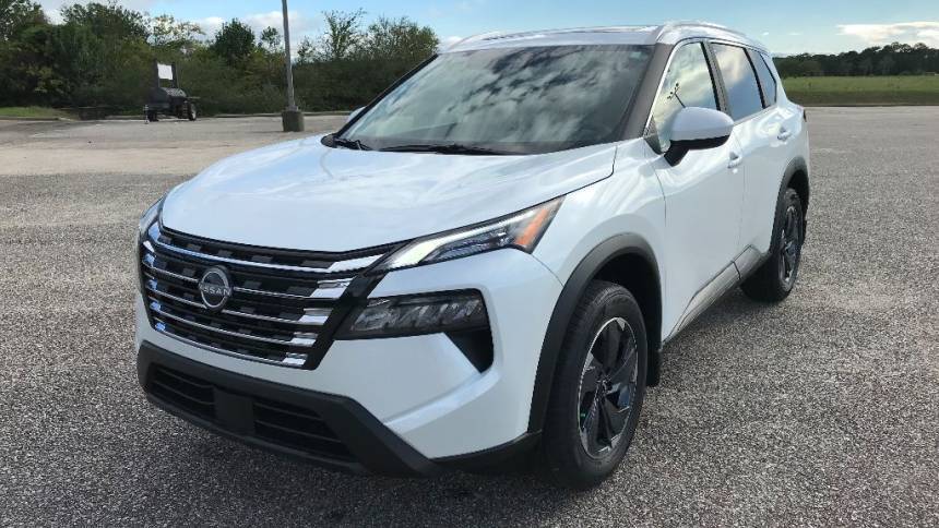2025 Nissan Rogue SV — SUV — 665 mi — Enterprise, AL
