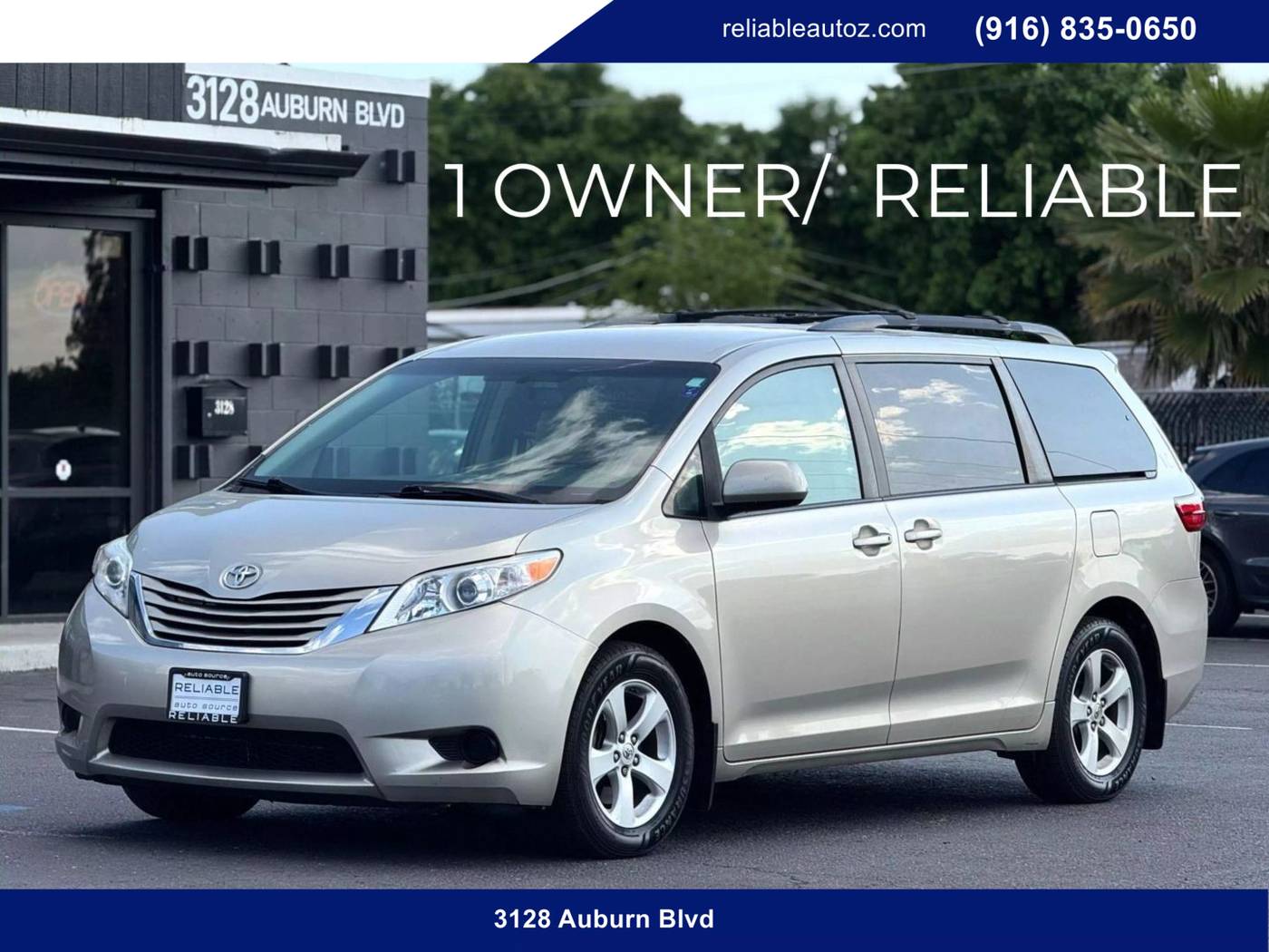 2017 Toyota Sienna LE — Minivan — 75,641 mi — Sacramento, CA