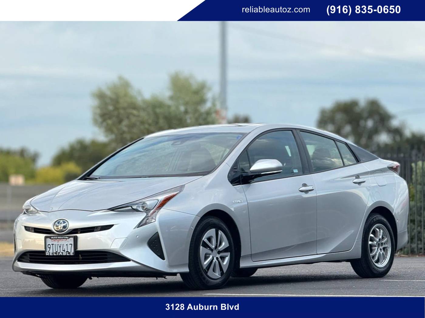 2016 Toyota Prius Three Touring — Hatchback — 27,740 mi — Sacramento, CA