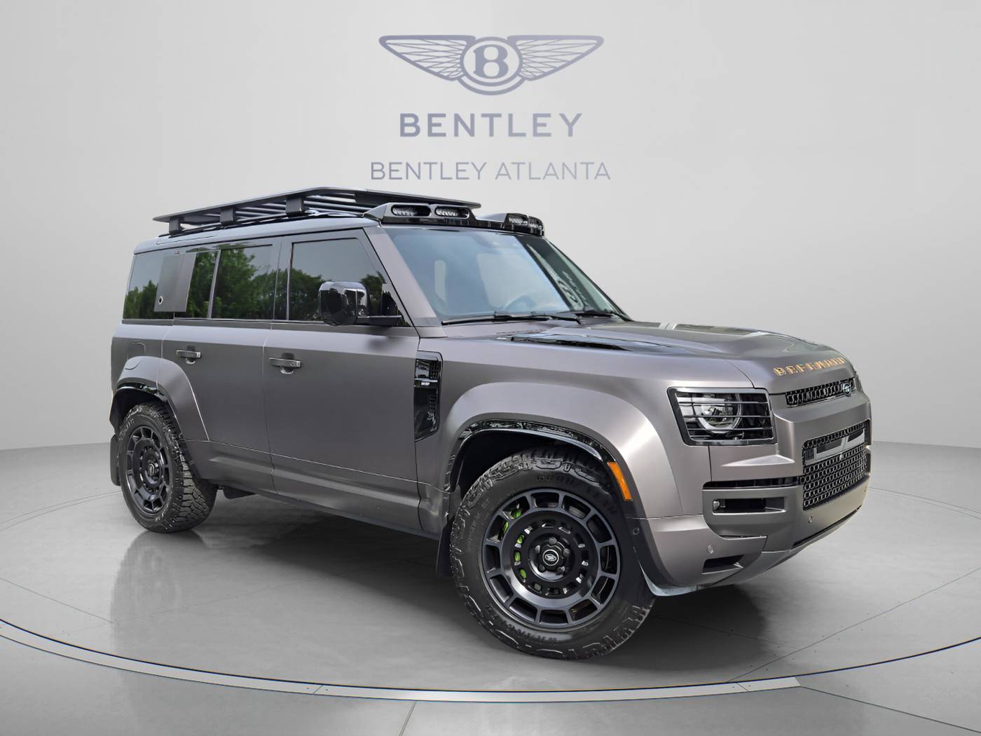 2025 Land Rover Defender OCTA