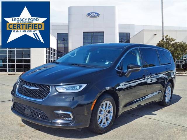 2023 Chrysler Pacifica Touring L — Minivan — 67,181 mi — Rosenberg, TX