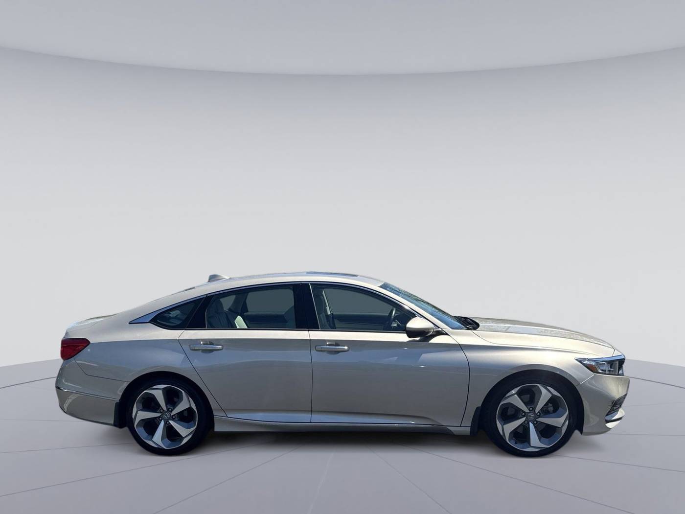 2019 Honda Accord Touring — Sedan — 66,477 mi — Midlothian, VA