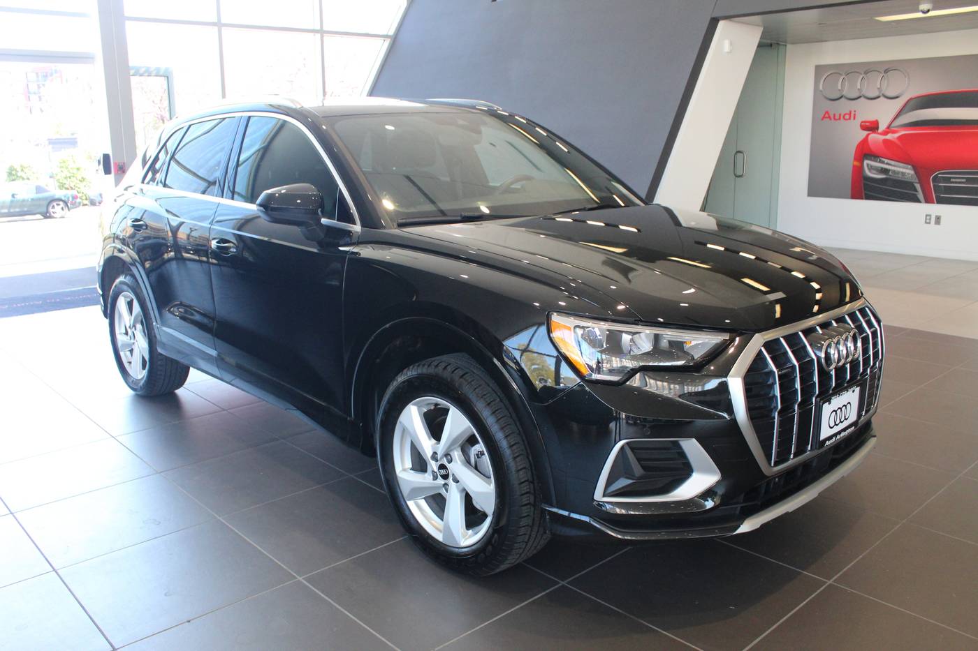 2022 Audi Q3 Premium — SUV — 27,478 mi — Arlington, VA