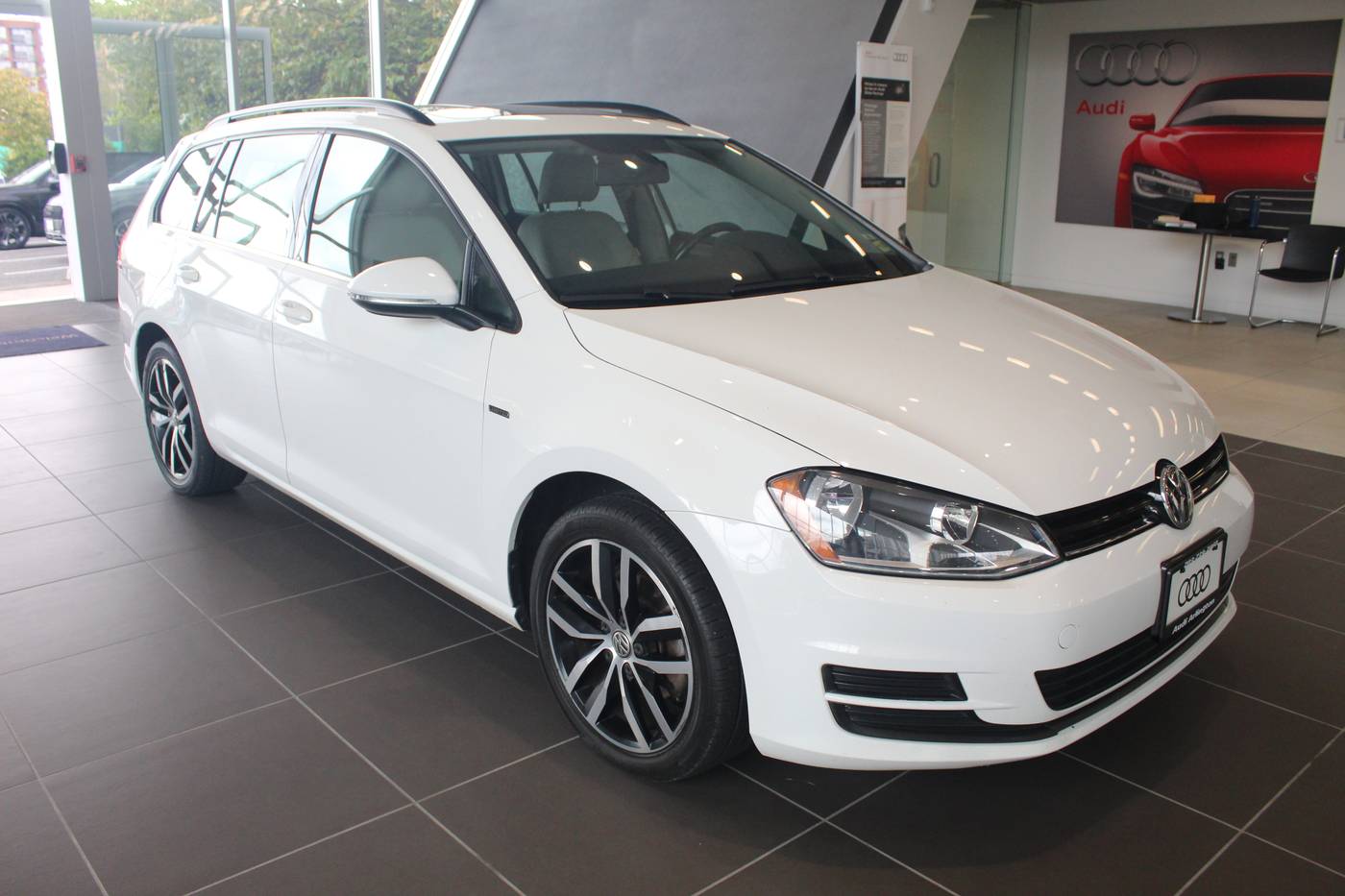 2016 Volkswagen Golf TSI Limited Edition — Wagon — 104,200 mi — Arlington, VA