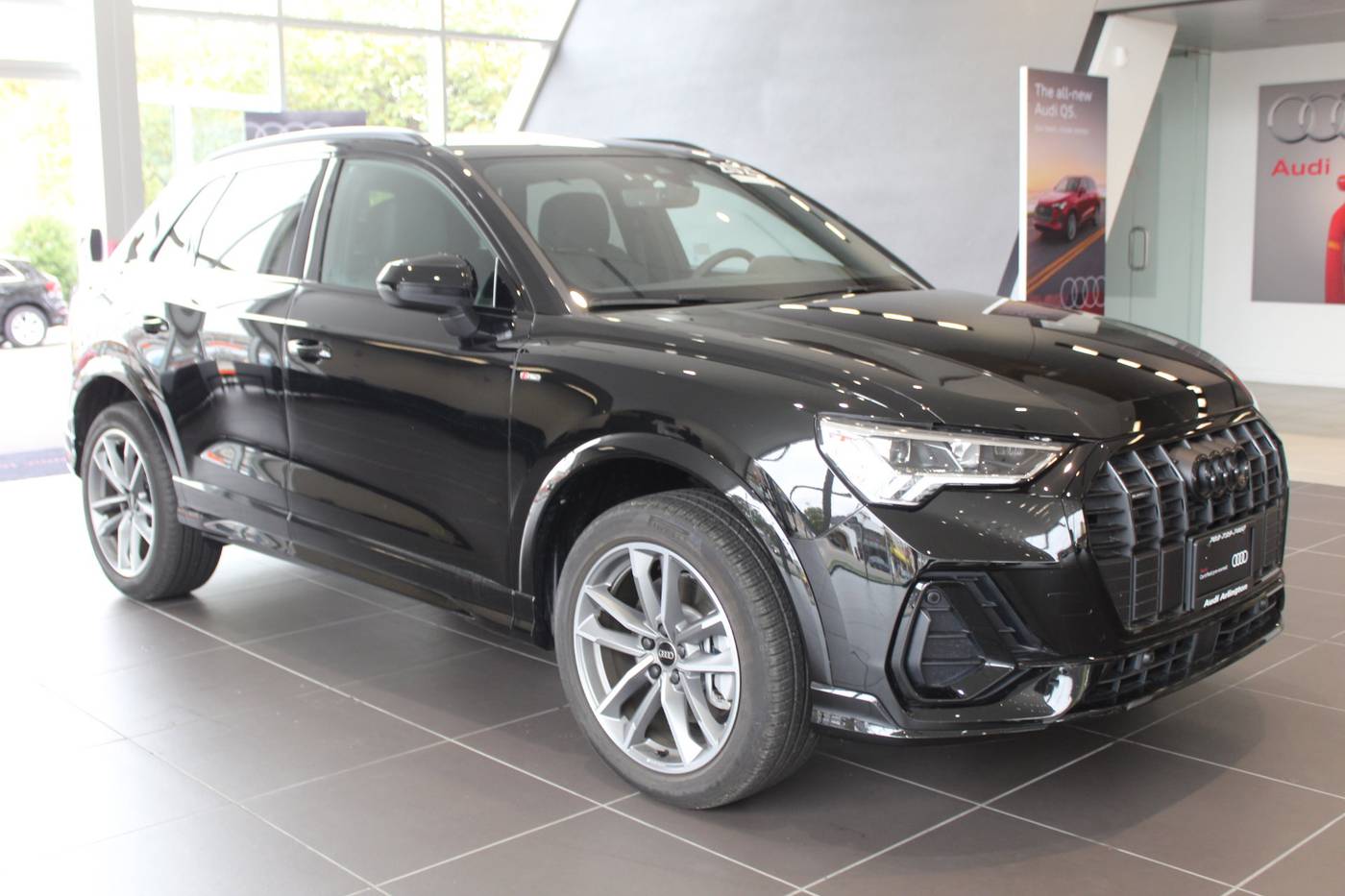 2025 Audi Q3 S line Premium — SUV — 2,556 mi — Arlington, VA