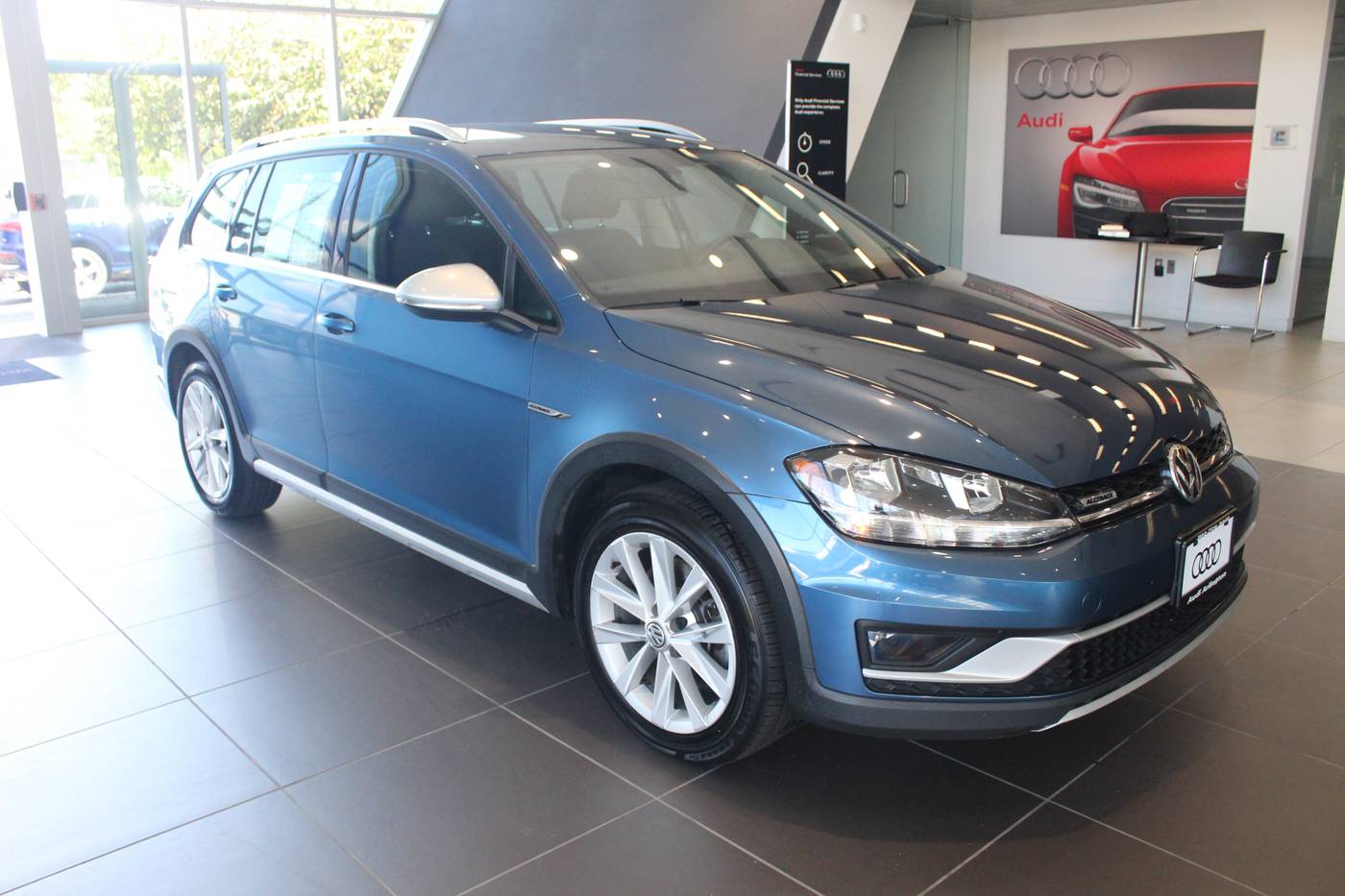 2019 Volkswagen Golf Alltrack S — Wagon — 83,641 mi — Arlington, VA