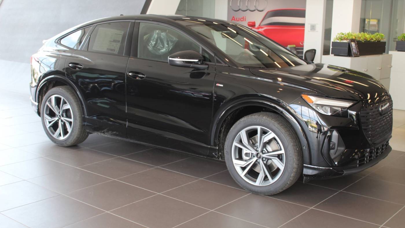 2024 Audi Q4 e-tron Sportback quattro Premium Plus 55