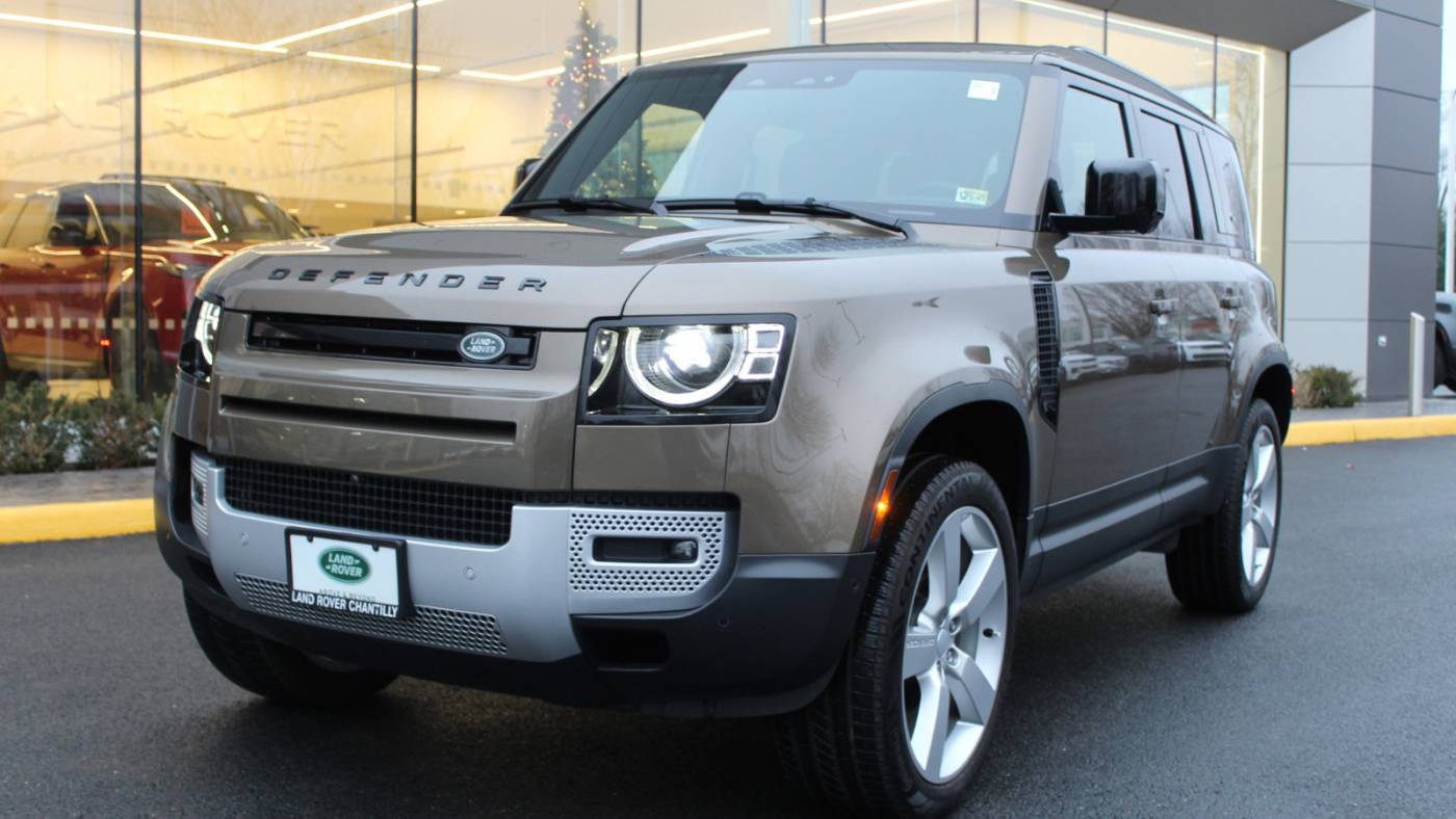 2024 Land Rover Defender S — SUV — 9,870 mi — Chantilly, VA