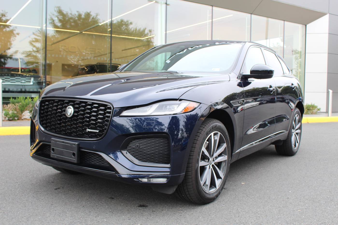 2025 Jaguar F-PACE R-Dynamic S — SUV — 5,331 mi — Chantilly, VA