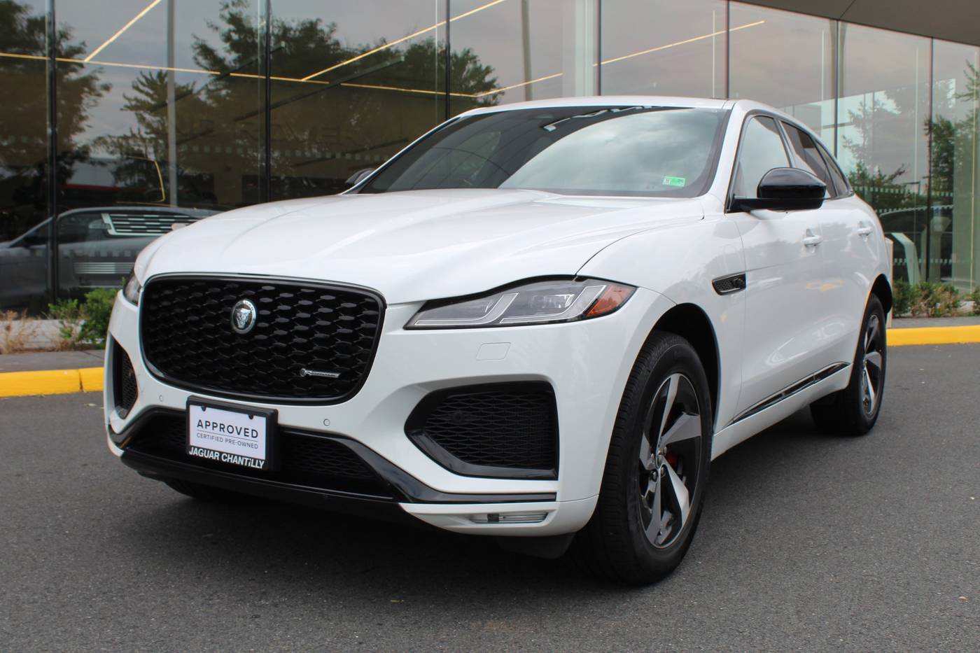 2025 Jaguar F-PACE R-Dynamic S — SUV — 6,034 mi — Chantilly, VA