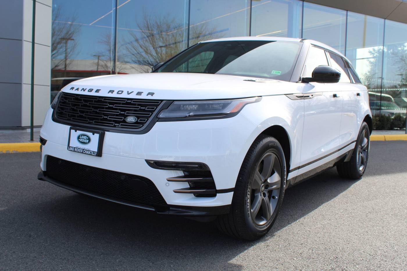 2025 Land Rover Range Rover Velar Dynamic SE — SUV — 3,405 mi — Chantilly, VA