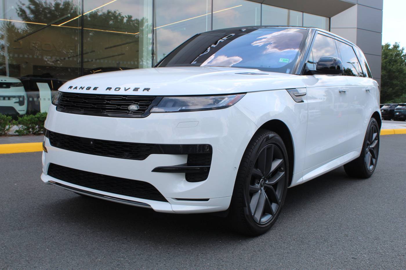 2023 Land Rover Range Rover Sport SE Dynamic — SUV — 28,020 mi — Chantilly, VA