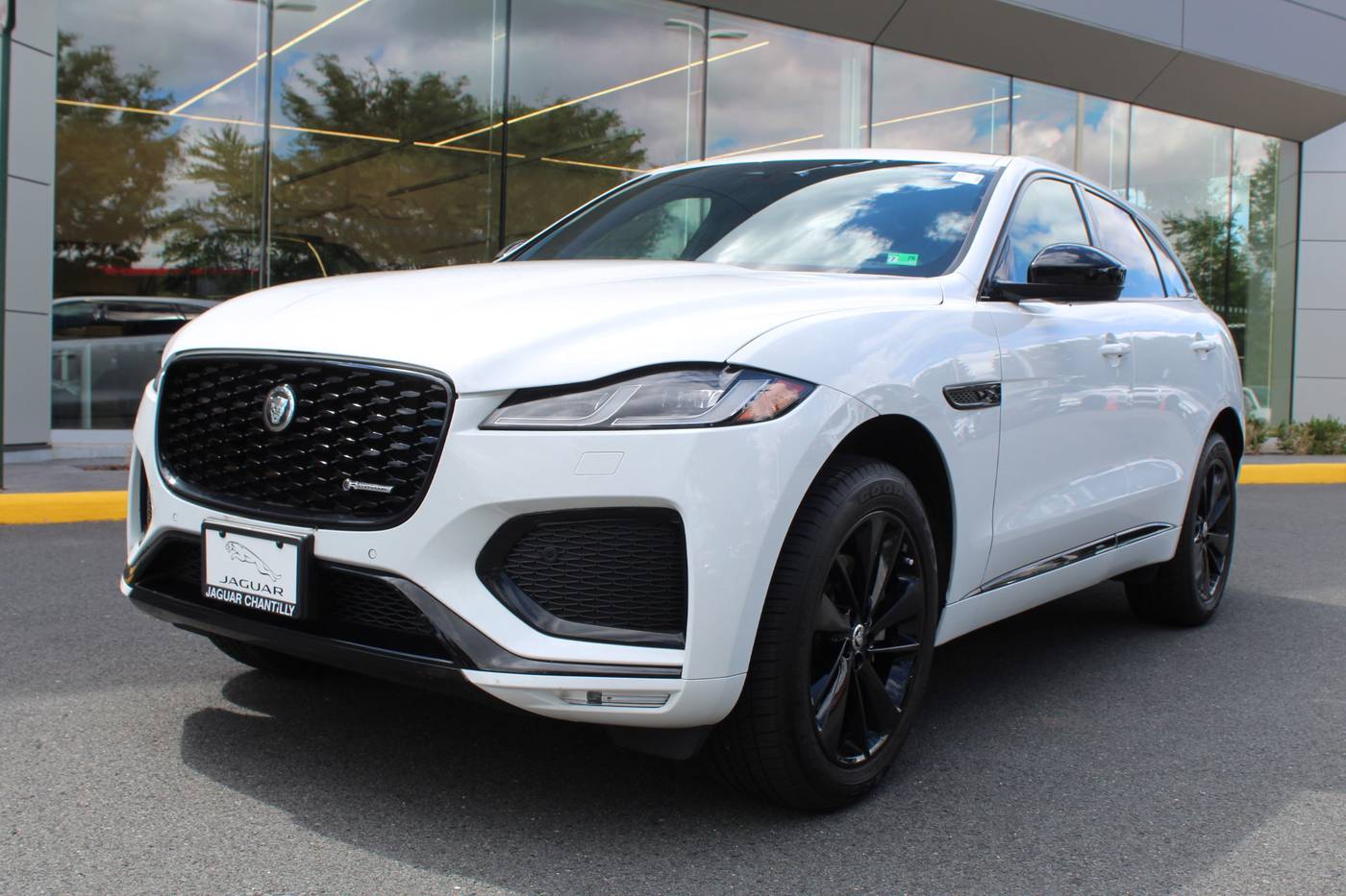 2025 Jaguar F-PACE R-Dynamic S — SUV — 3,936 mi — Chantilly, VA