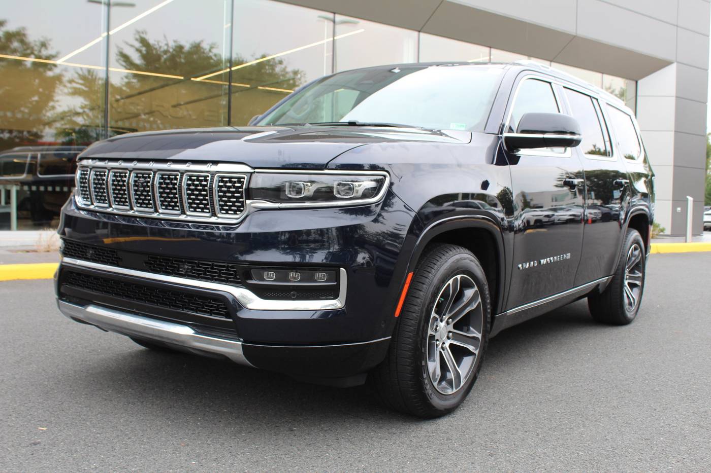2023 Jeep Grand Wagoneer Series I — SUV — 14,646 mi — Chantilly, VA
