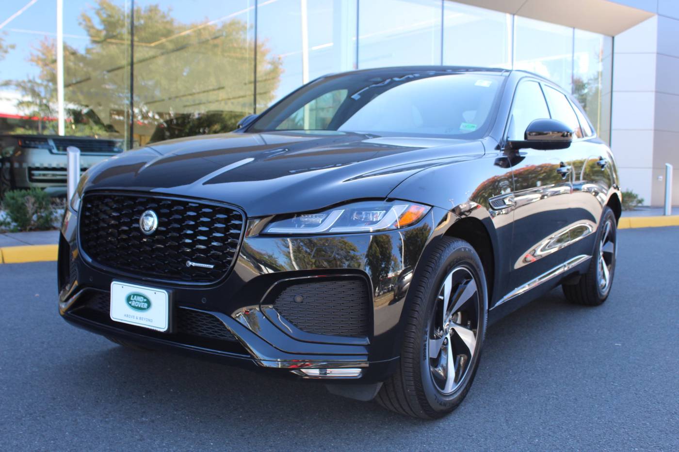 2025 Jaguar F-PACE R-Dynamic S — SUV — 4,719 mi — Chantilly, VA