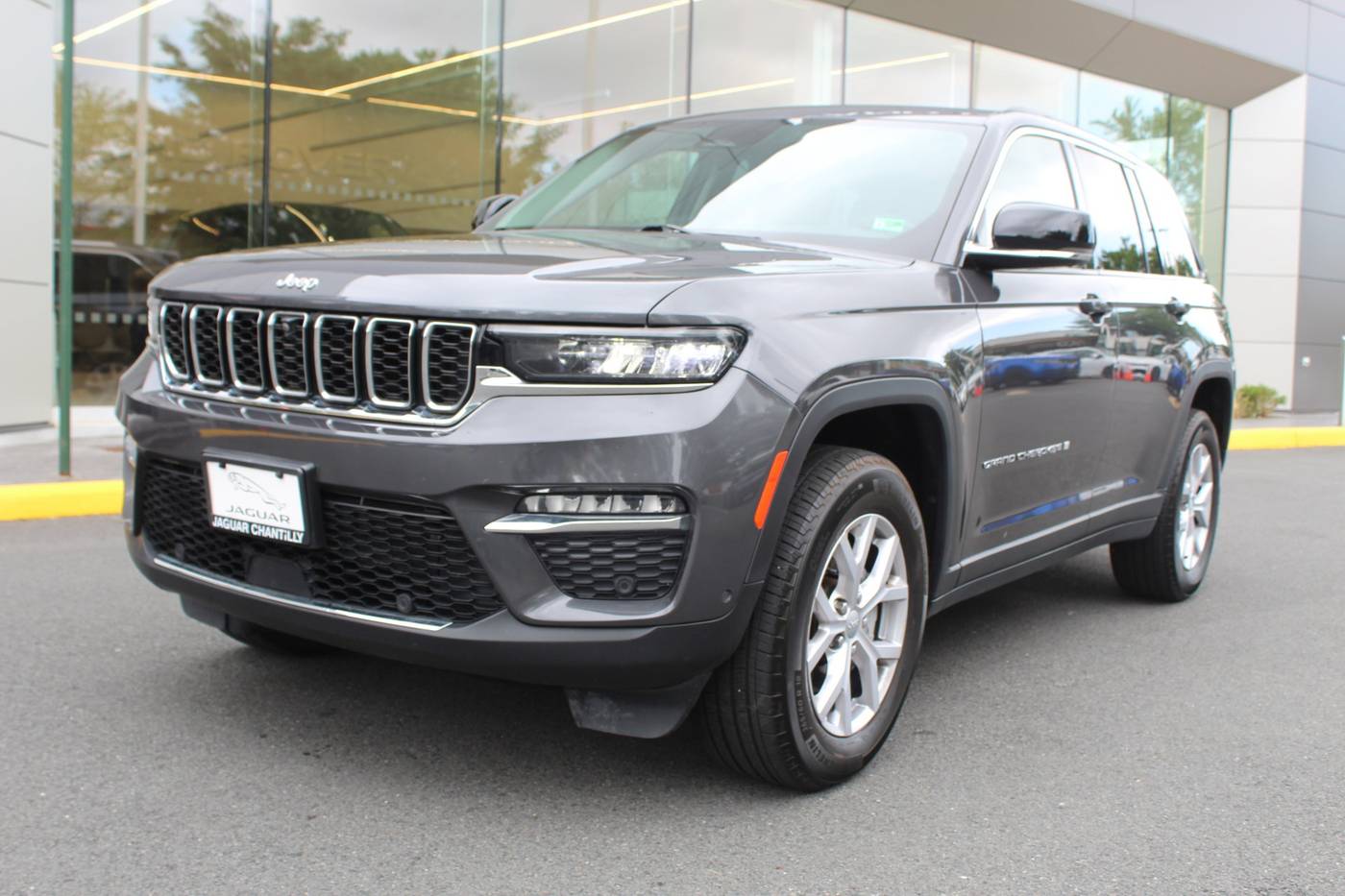 2022 Jeep Grand Cherokee Limited — SUV — 43,683 mi — Chantilly, VA