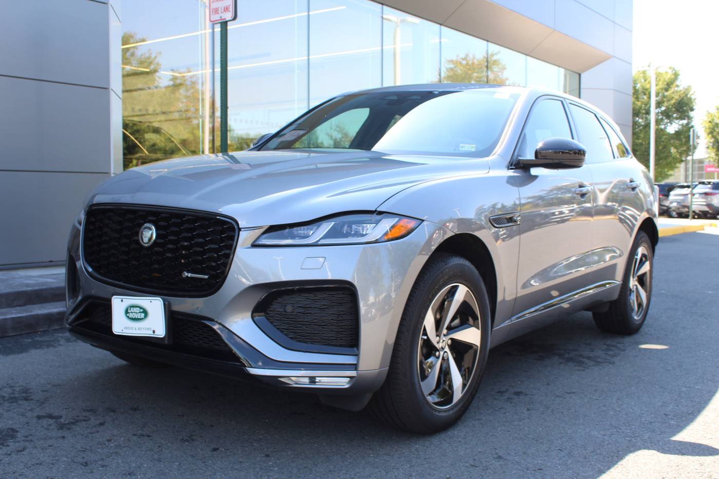 2025 Jaguar F-PACE R-Dynamic S — SUV — 6,076 mi — Chantilly, VA