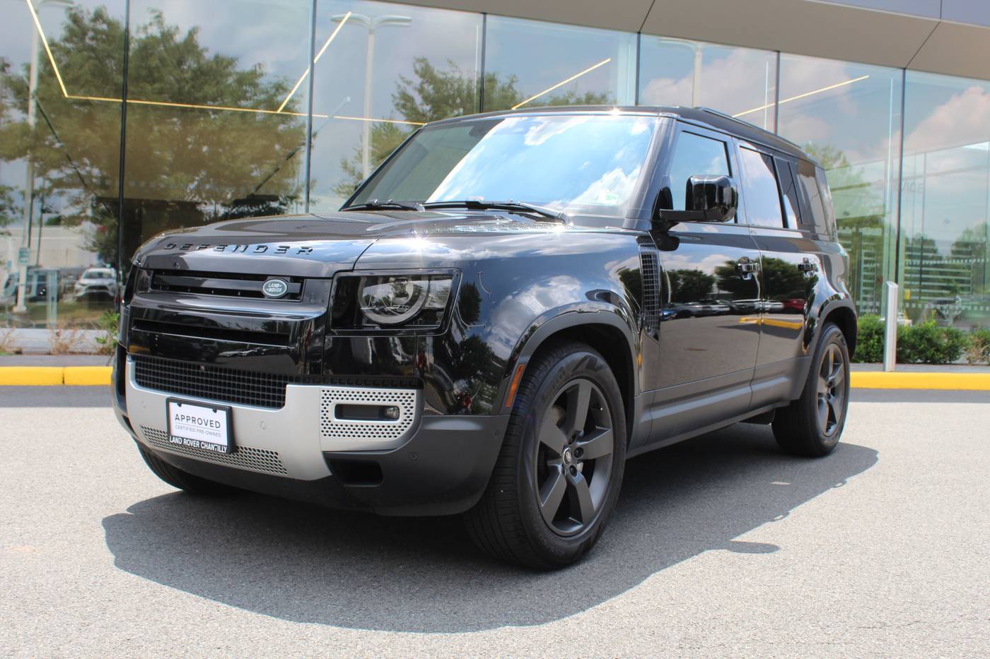 2025 Land Rover Defender S — SUV — 6,041 mi — Chantilly, VA