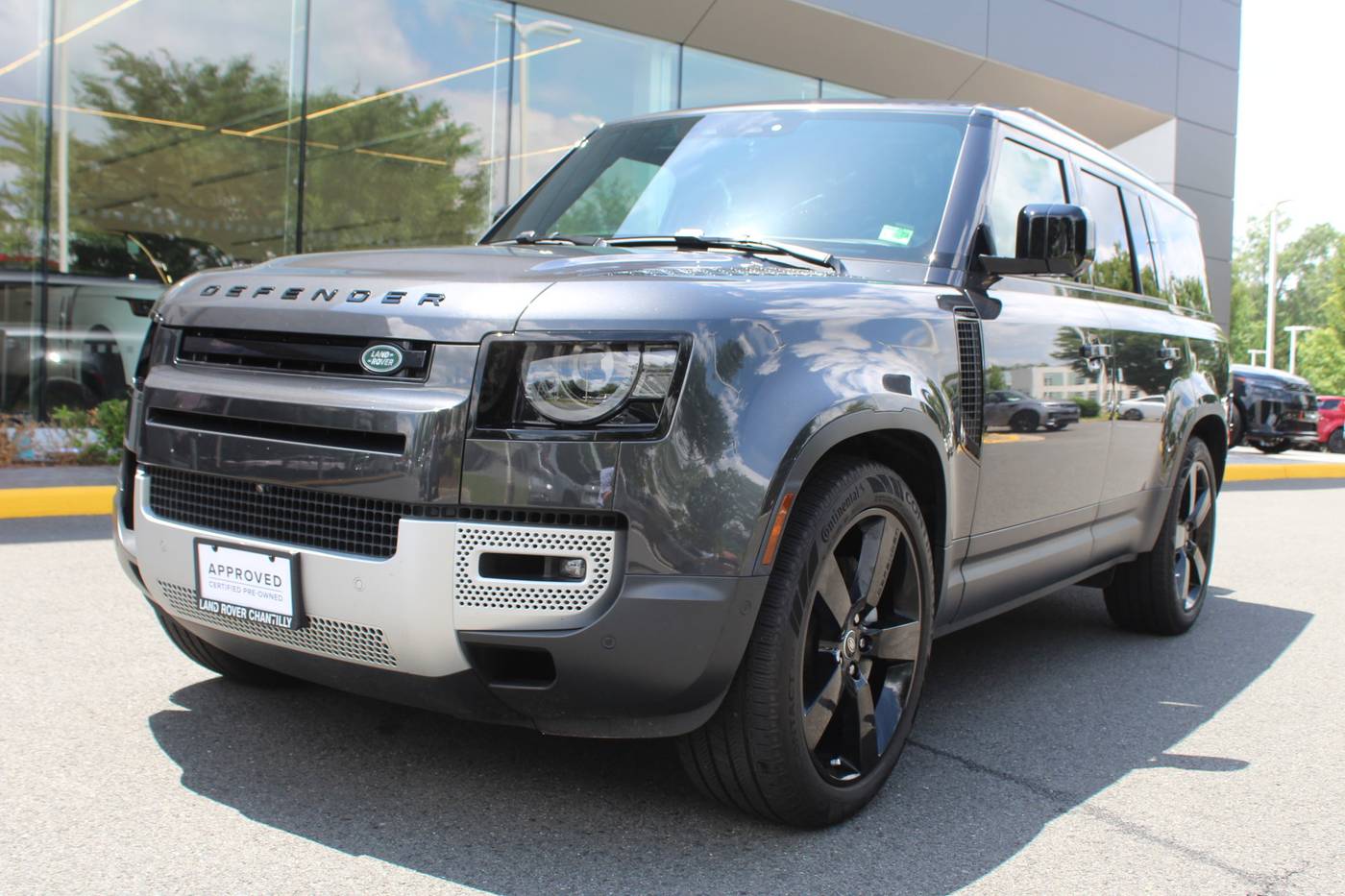 2024 Land Rover Defender S — SUV — 5,116 mi — Chantilly, VA