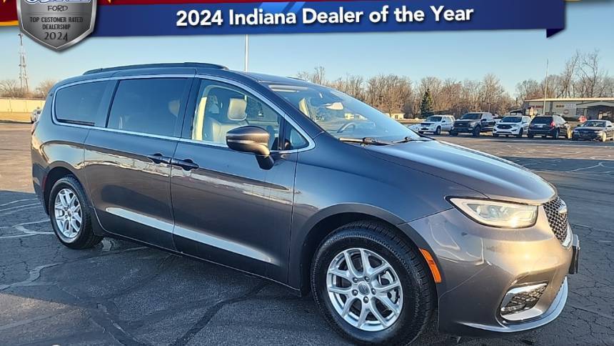 2022 Chrysler Pacifica Touring L — Minivan — 83,033 mi — New Haven, IN