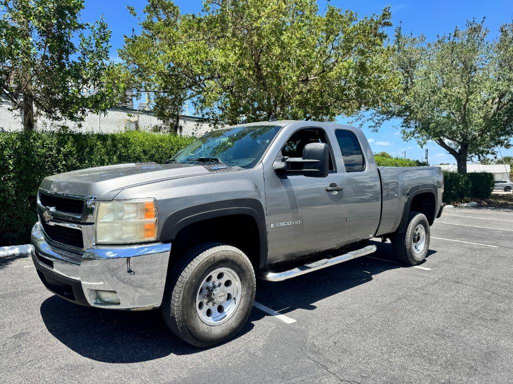 2008 Chevrolet Silverado 2500HD WT — Pickup Truck — 242,843 mi — North Fort Myers, FL