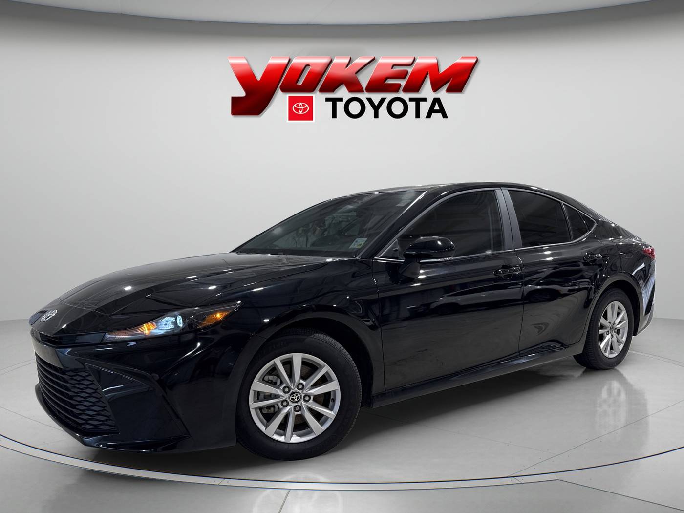 2025 Toyota Camry LE — Sedan — 8,570 mi — Shreveport, LA