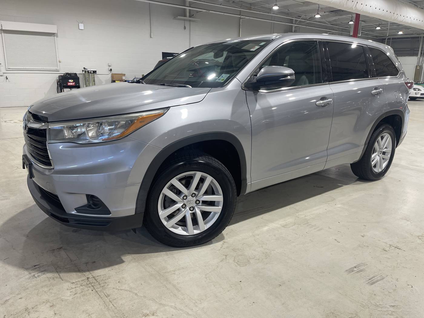 2015 Toyota Highlander LE V6 — SUV — 79,524 mi — Shreveport, LA