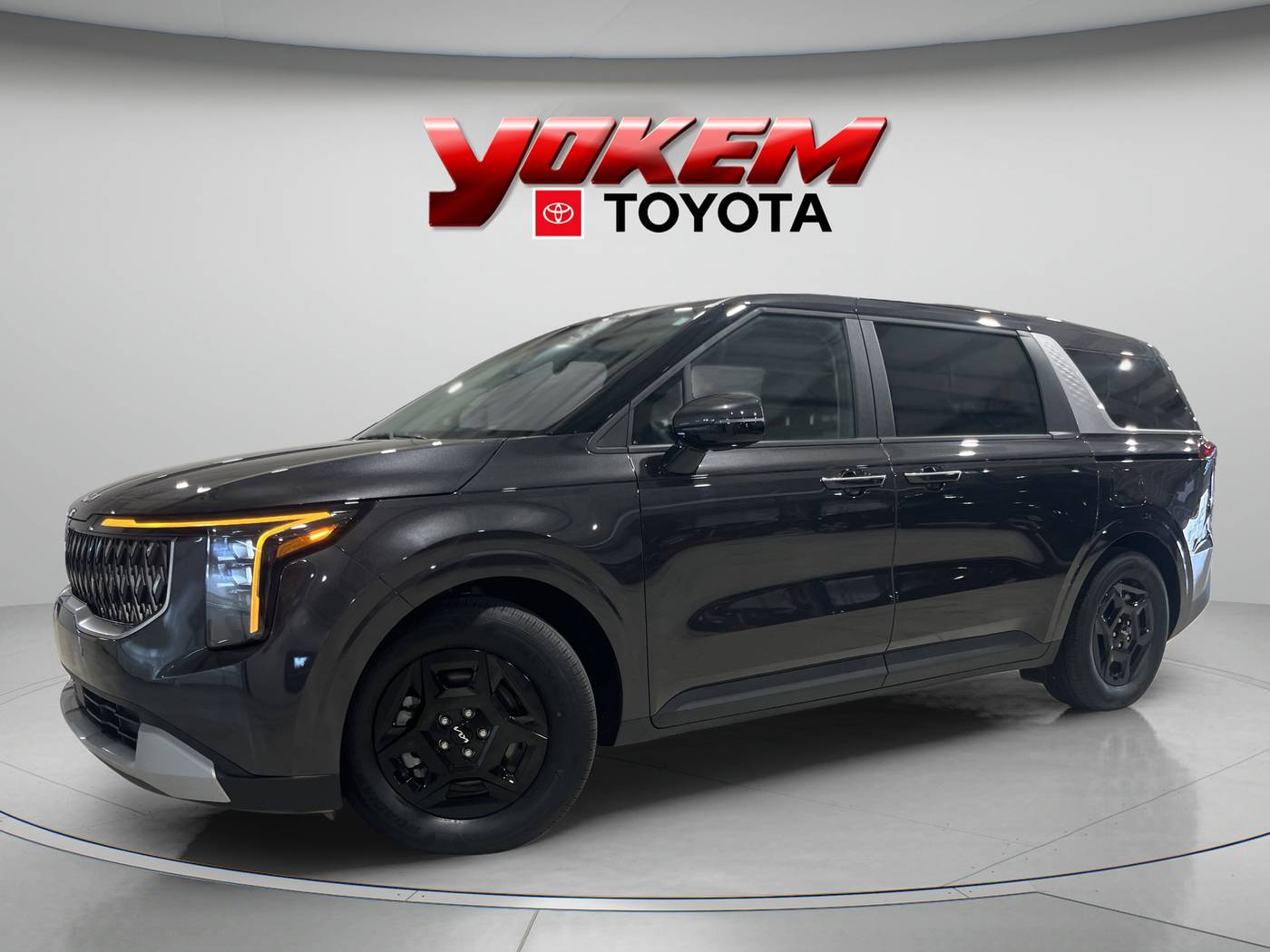 2025 Kia Carnival LXS — Minivan — 14,389 mi — Shreveport, LA