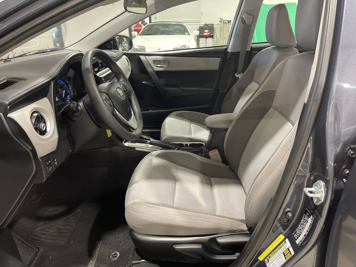 2018 Toyota Corolla LE — Sedan — 143,416 mi — Shreveport, LA