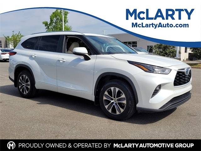 2023 Toyota Highlander Hybrid XLE — SUV — 49,089 mi — North Little Rock, AR