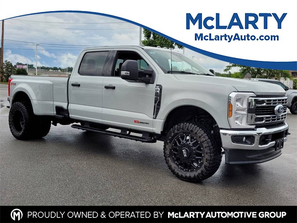 2025 Ford Super Duty F-350 XL — Pickup Truck — 1,527 mi — North Little Rock, AR