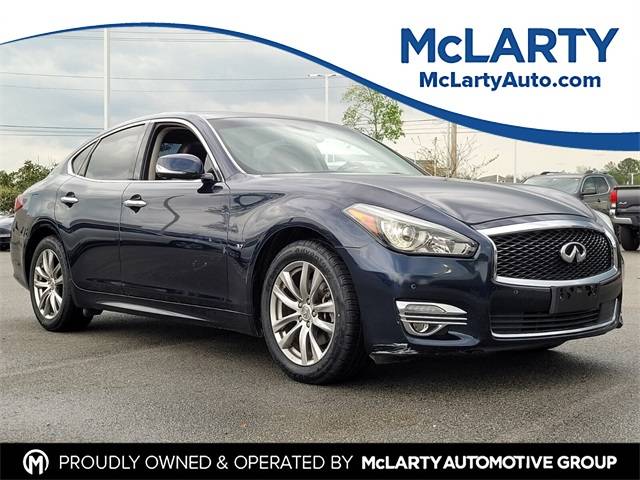2015 INFINITI Q70 3.7 — Sedan — 105,162 mi — North Little Rock, AR