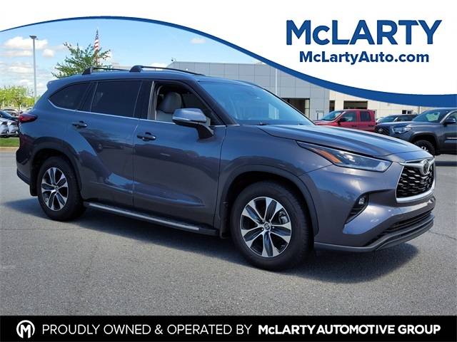 2021 Toyota Highlander XLE — SUV — 77,121 mi — North Little Rock, AR