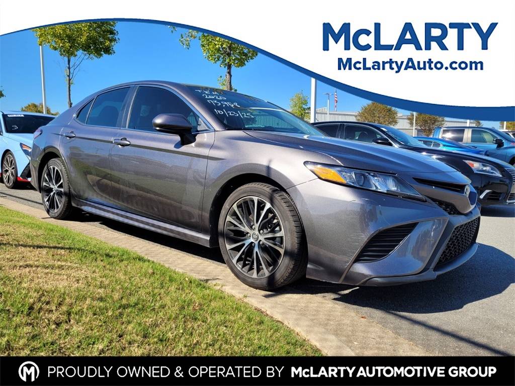 2020 Toyota Camry SE — Sedan — 73,960 mi — North Little Rock, AR