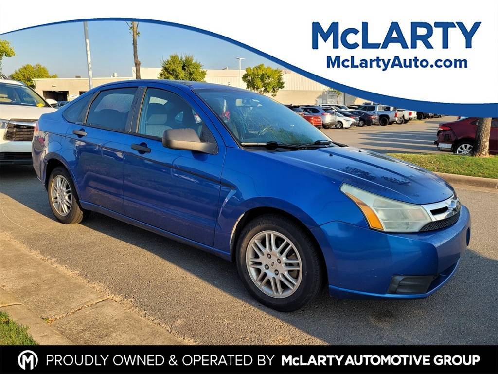 2011 Ford Focus SE — Sedan — 121,235 mi — North Little Rock, AR