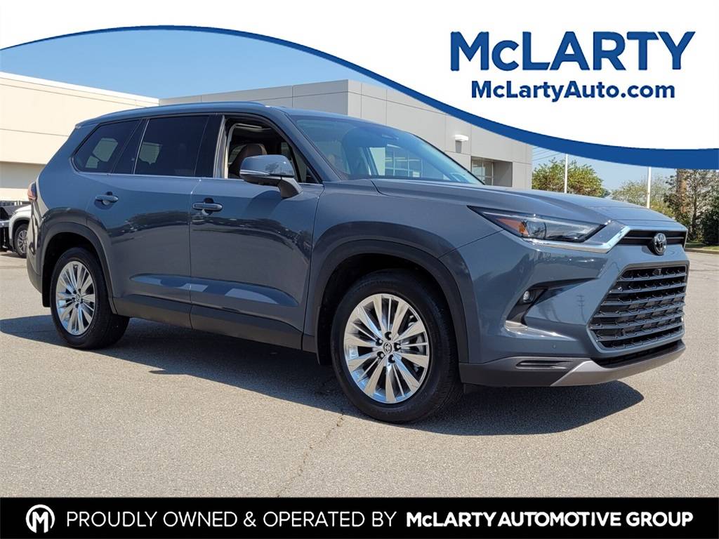 2025 Toyota Grand Highlander Platinum — SUV — 5,025 mi — North Little Rock, AR