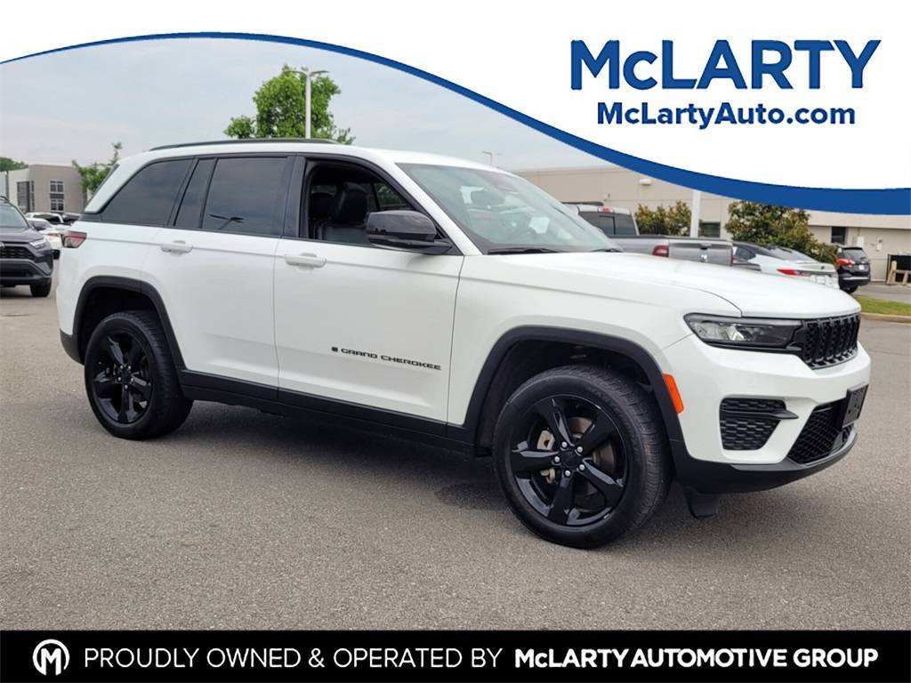 2023 Jeep Grand Cherokee Altitude — SUV — 97,345 mi — North Little Rock, AR