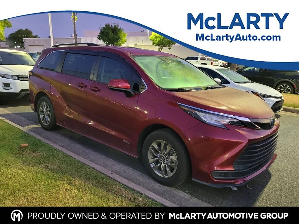 2021 Toyota Sienna LE — Minivan — 60,138 mi — North Little Rock, AR