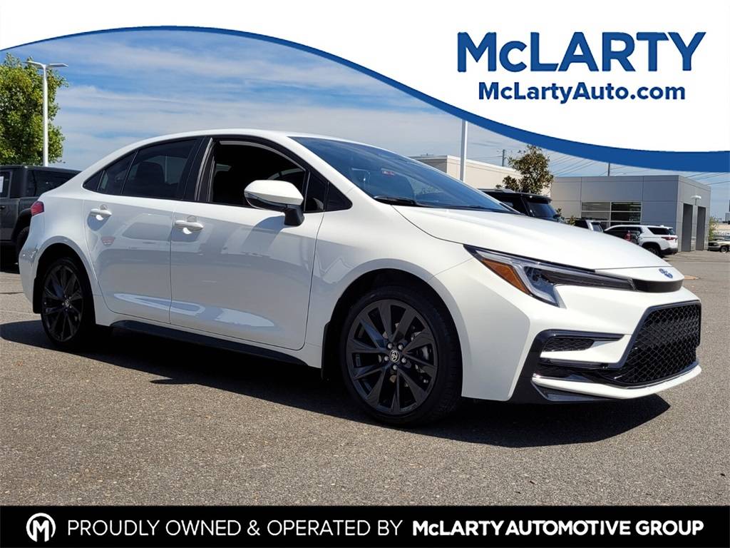 2025 Toyota Corolla Hybrid SE — Sedan — 5,542 mi — North Little Rock, AR