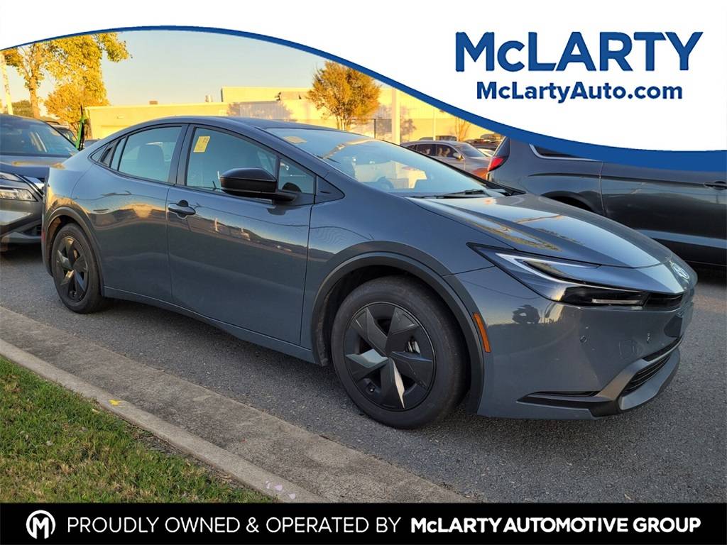 2025 Toyota Prius Limited — Hatchback — 25,126 mi — North Little Rock, AR