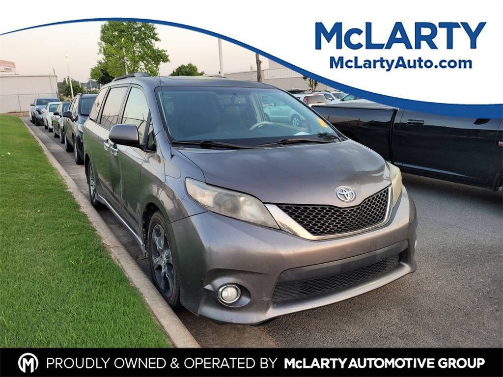 2014 Toyota Sienna SE — Minivan — 172,908 mi — North Little Rock, AR