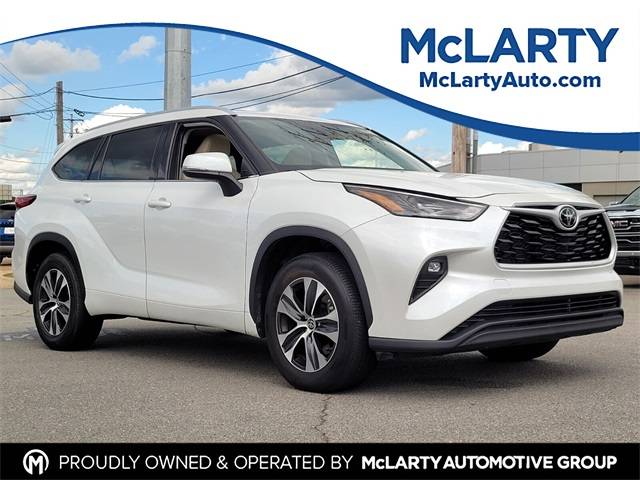 2022 Toyota Highlander XLE — SUV — 33,106 mi — North Little Rock, AR