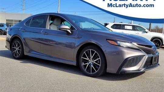 2021 Toyota Camry Hybrid SE — Sedan — 110,602 mi — North Little Rock, AR